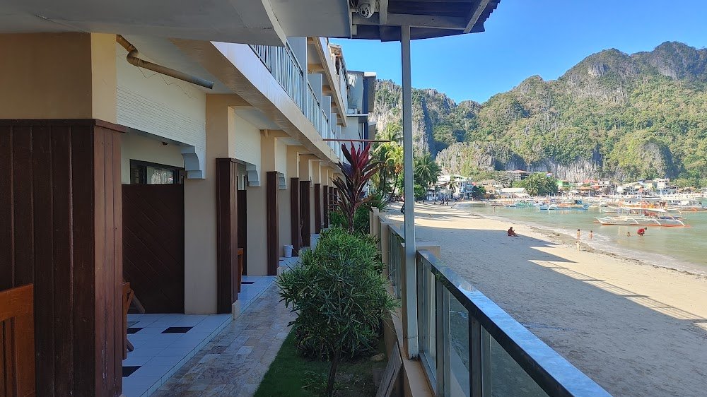 El Nido Beach Hotel